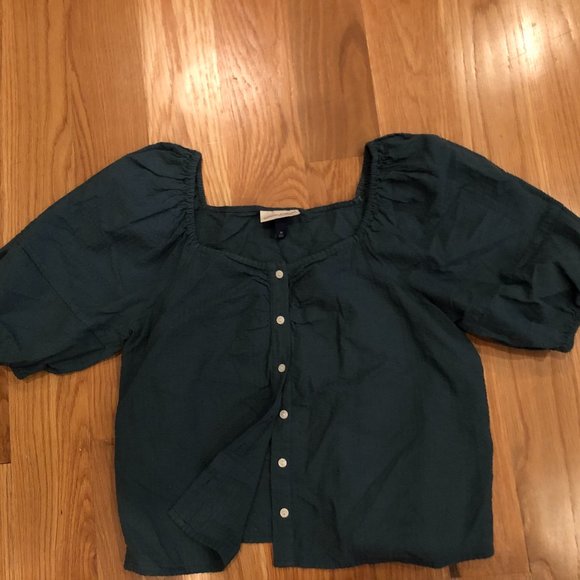 Universal Thread Tops - 🌼 $7 FINAL SALE 🌼 Universal Thread Dark Green Slightly Cropped Shirt, SZ M